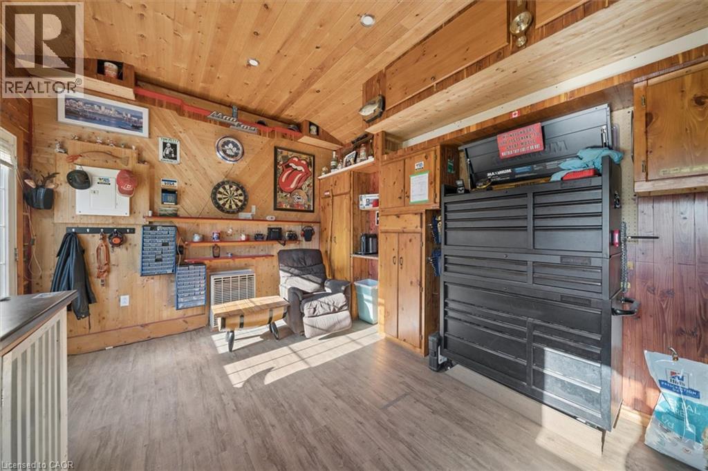210 Patricia Crescent, Selwyn, ON