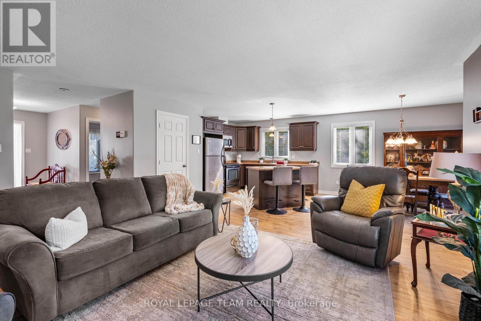 19 Hickory Drive, North Grenville, ON