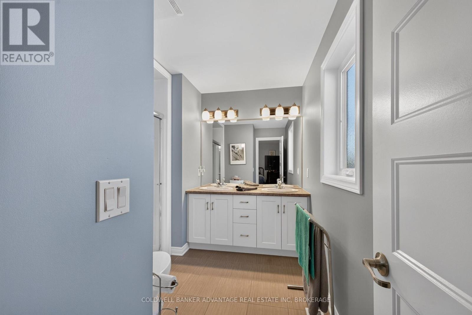 211 Classic Avenue, Welland (Lincoln/Crowland), ON