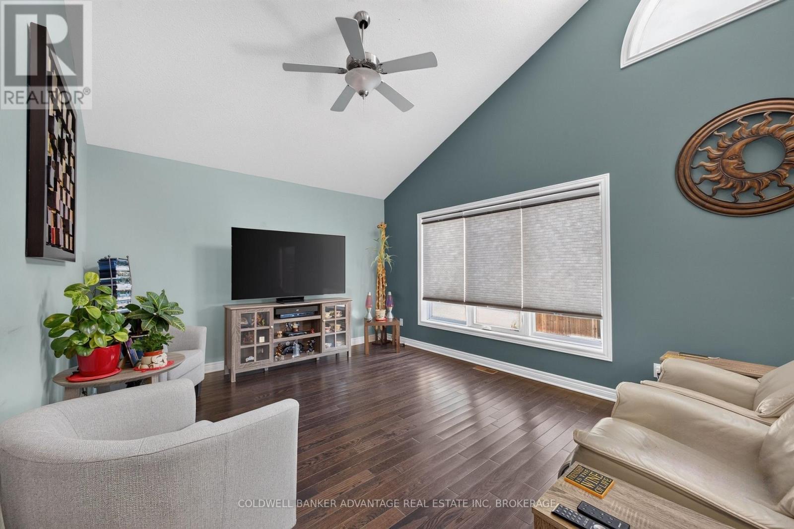 211 Classic Avenue, Welland (Lincoln/Crowland), ON