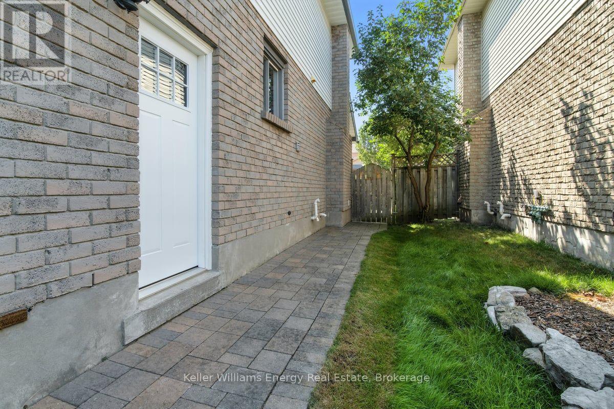760 Sundance Circle, Oshawa (Northglen), ON