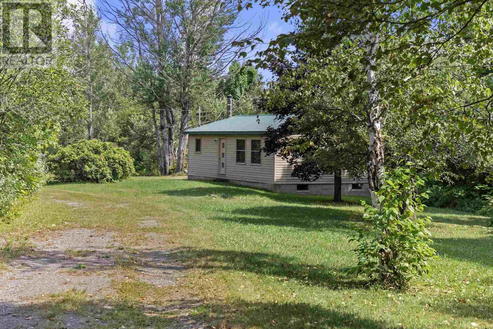80 Chiblow Lake Rd, Iron Bridge, ON