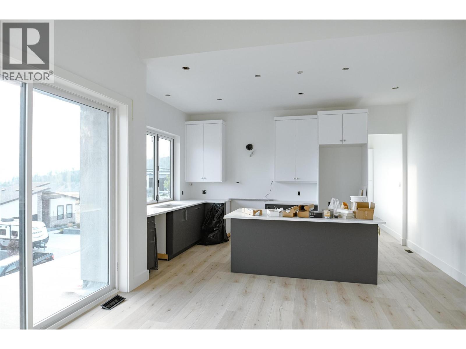 1092 Antler Drive, Penticton, BC