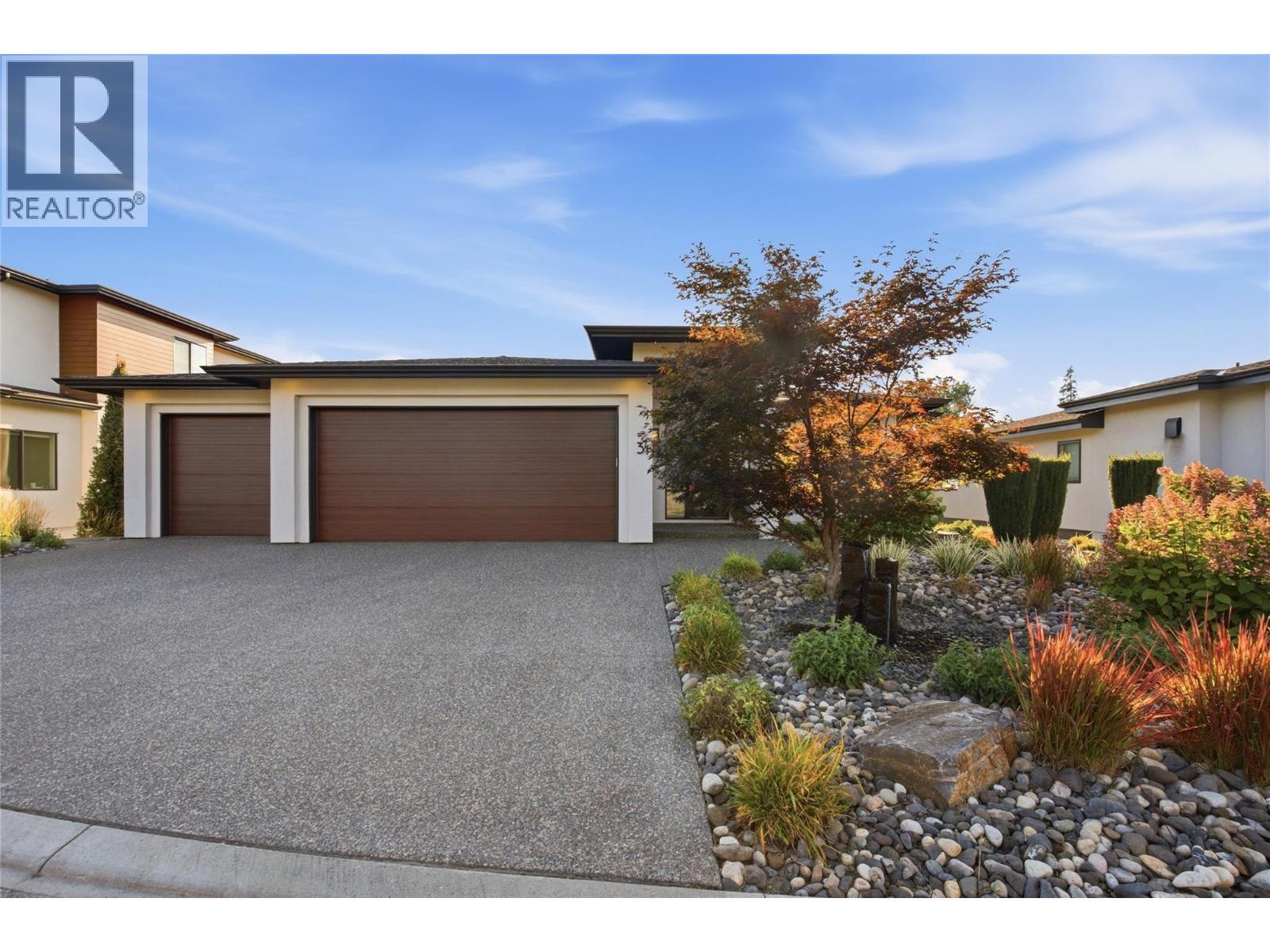 Tripple Car garage - 1675 Willow Crescent Unit# 3 Lot# 3, Kelowna, BC