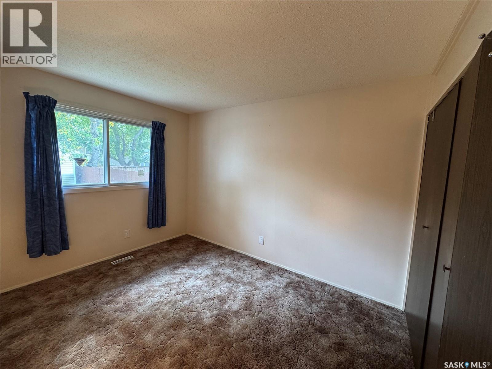 1909 7Th Avenue E, Regina, SK