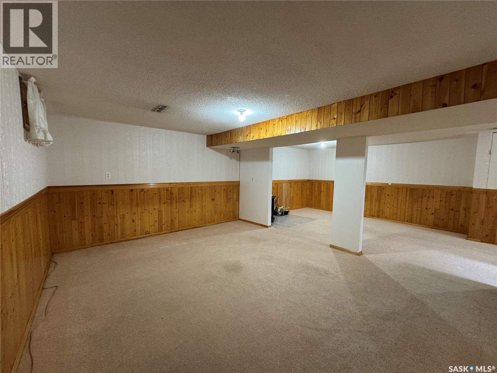 1909 7Th Avenue E, Regina, SK