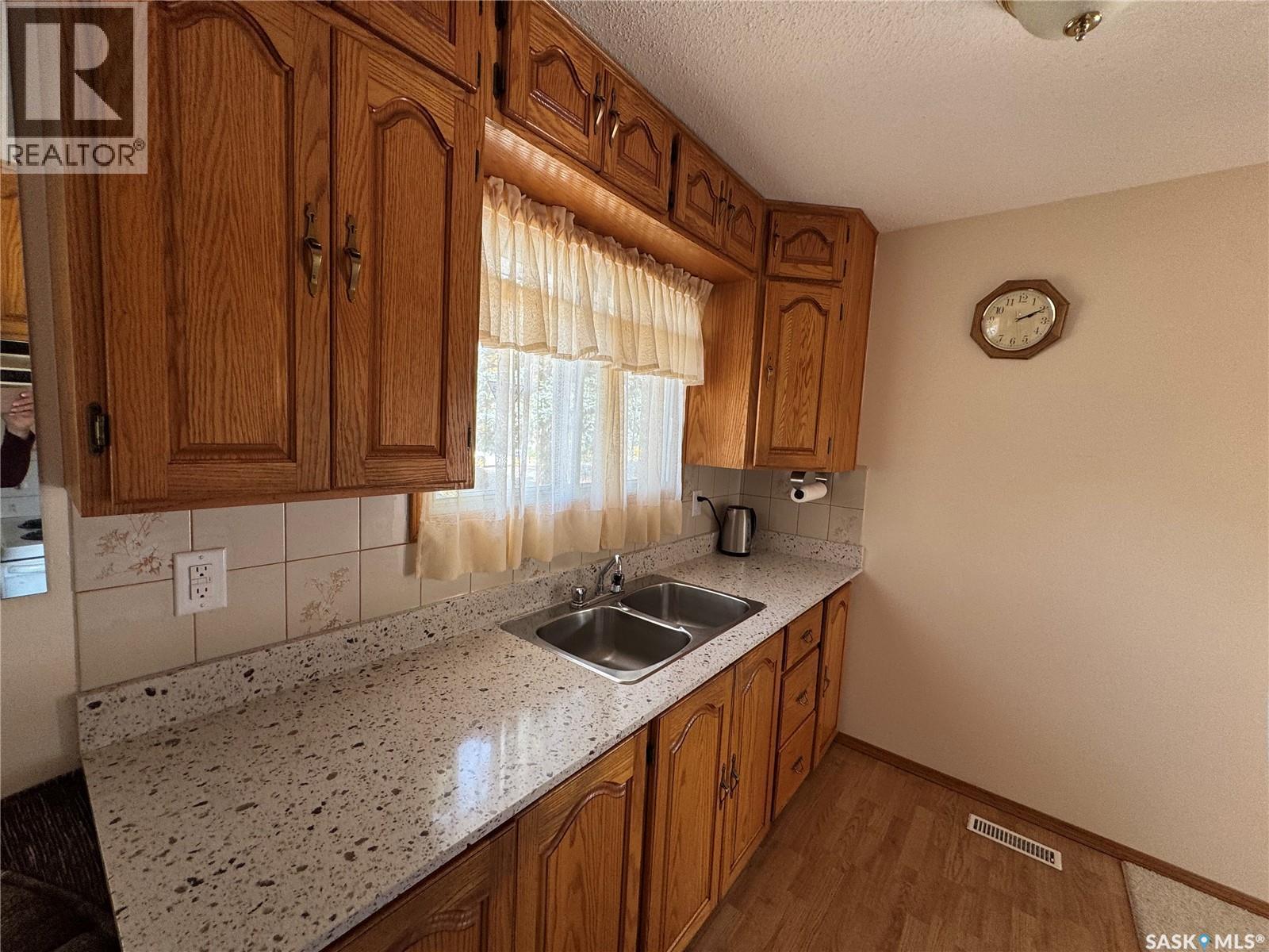 1909 7Th Avenue E, Regina, SK