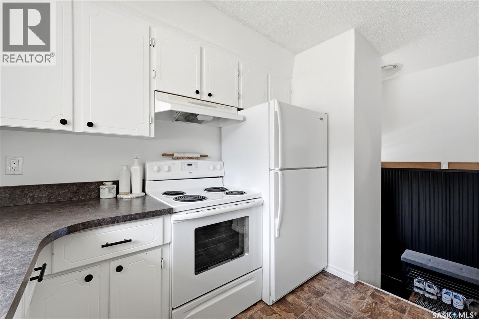 80 Eden Avenue, Regina, SK