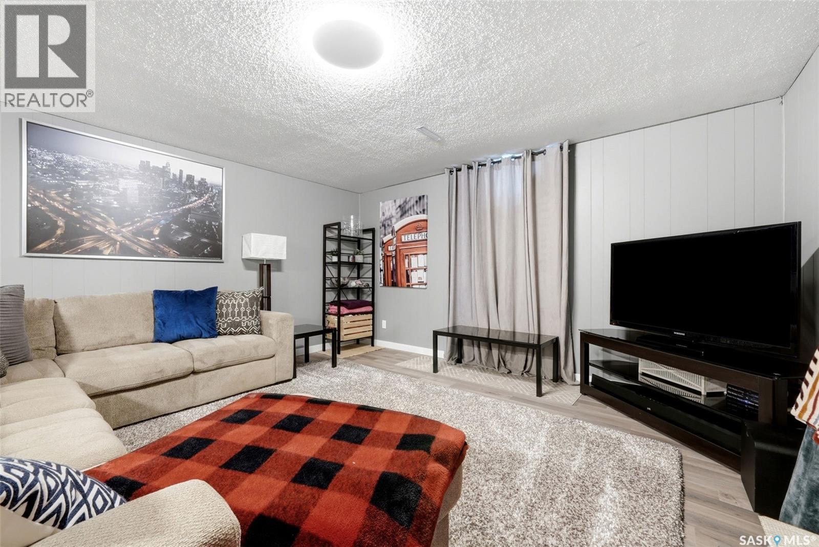 80 Eden Avenue, Regina, SK