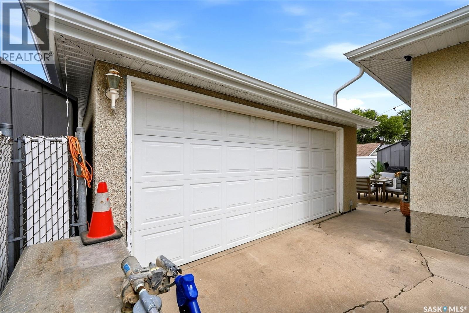80 Eden Avenue, Regina, SK