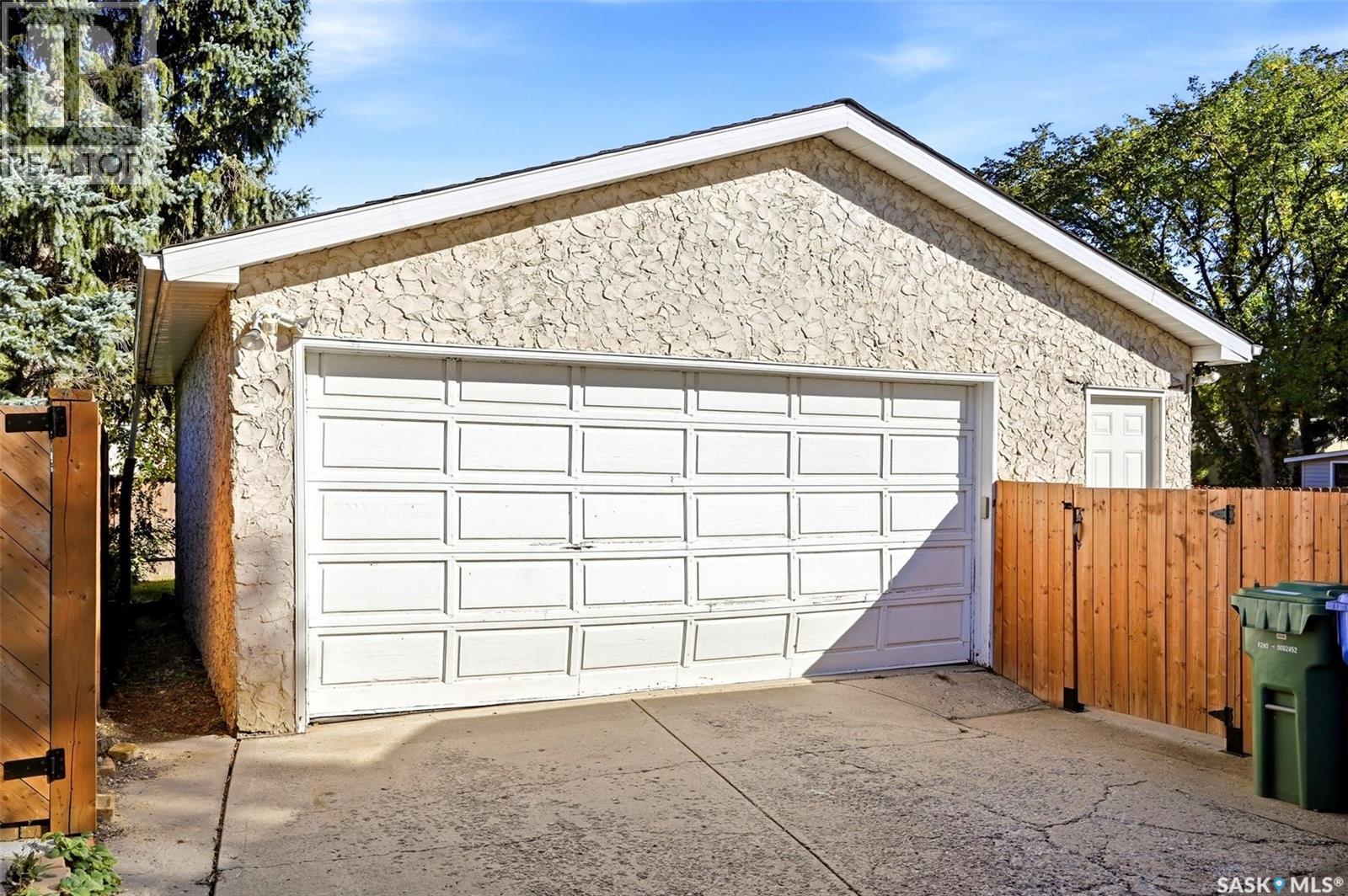 16 Sandison Crescent, Regina, SK