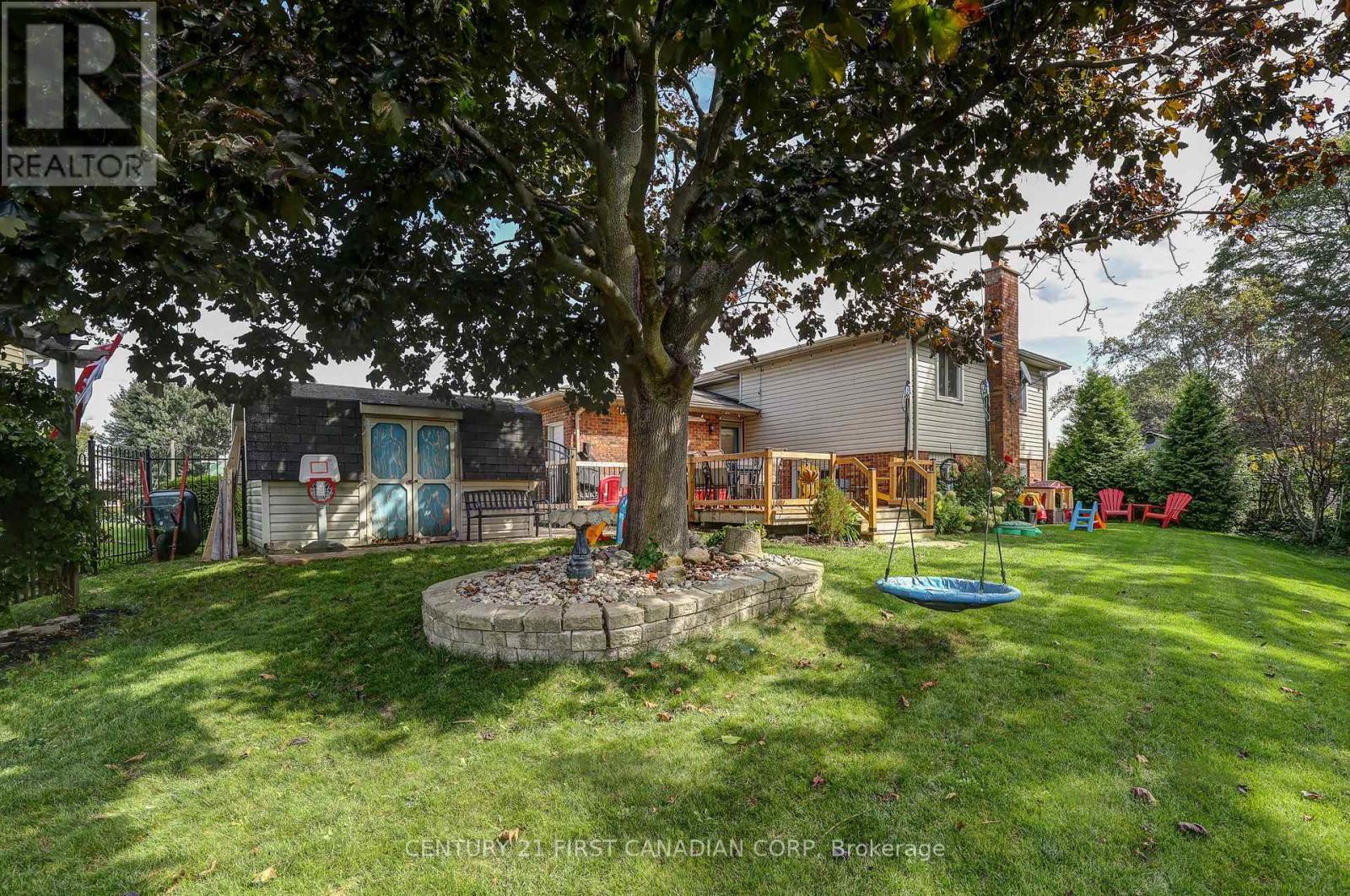 24 Erinlea Drive, St. Thomas, ON