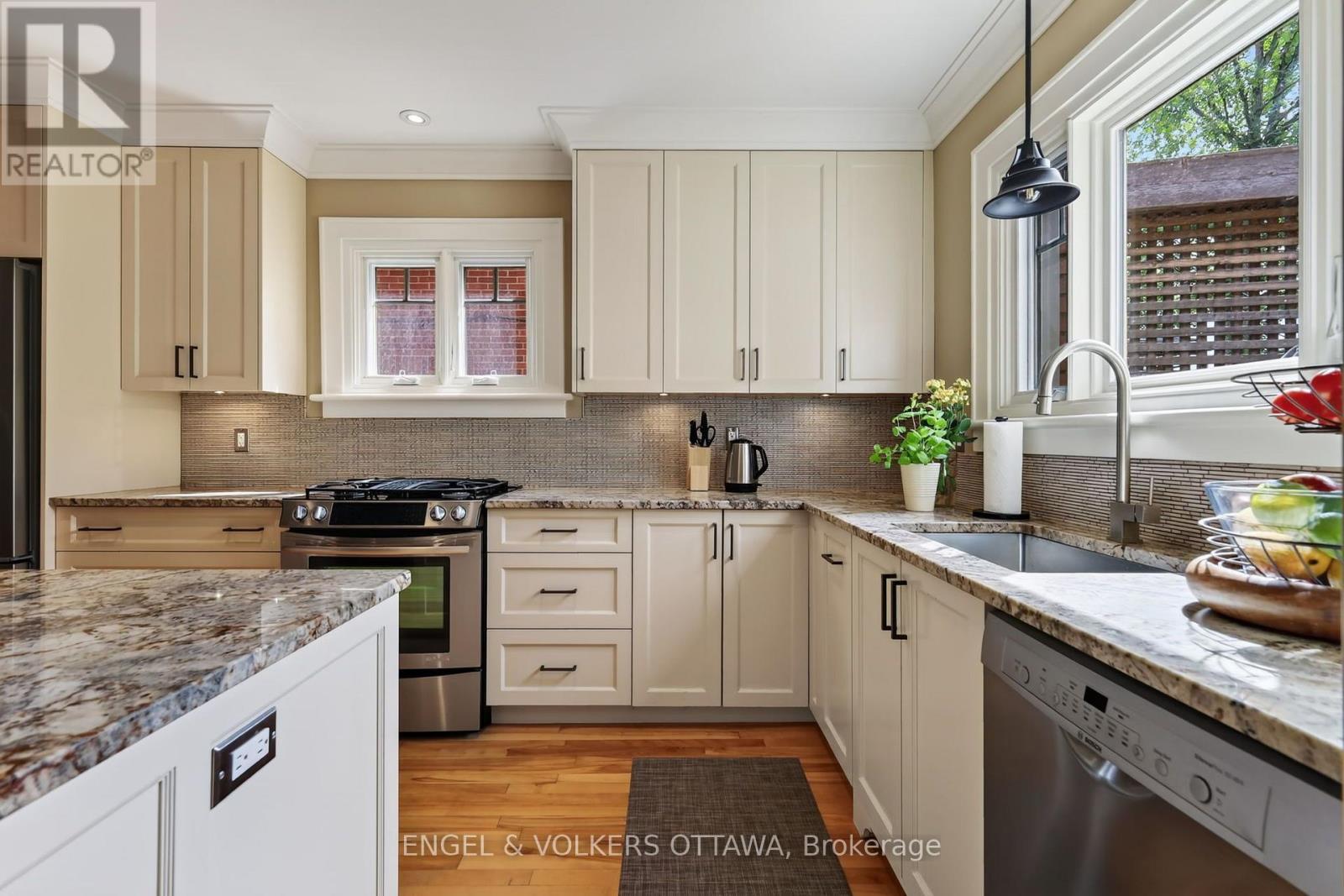 56 Willard Street, Ottawa, ON