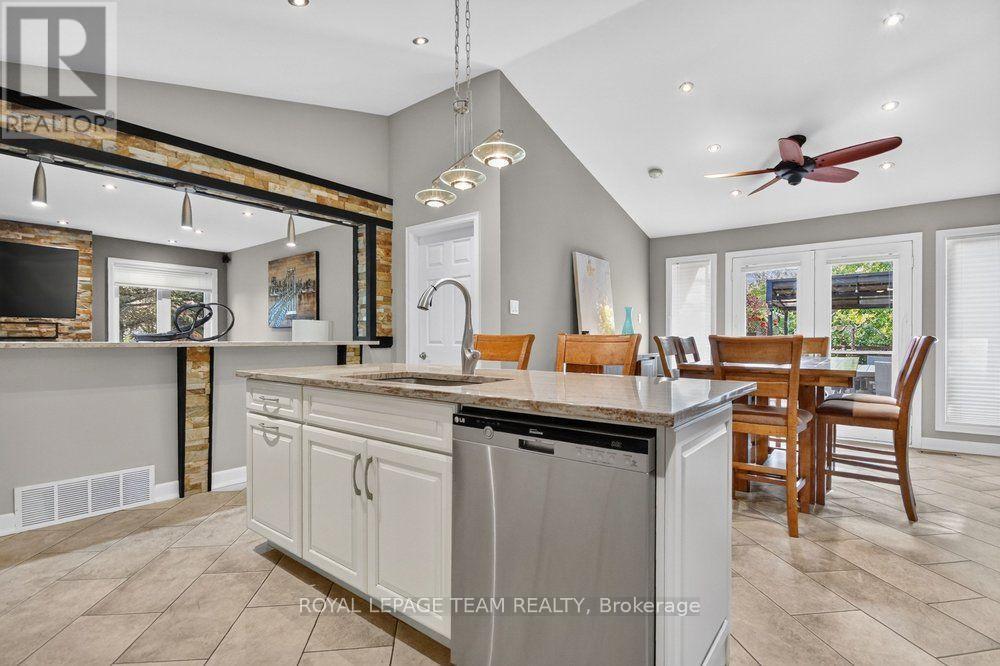 5668 Mahogany Lane, Ottawa, ON