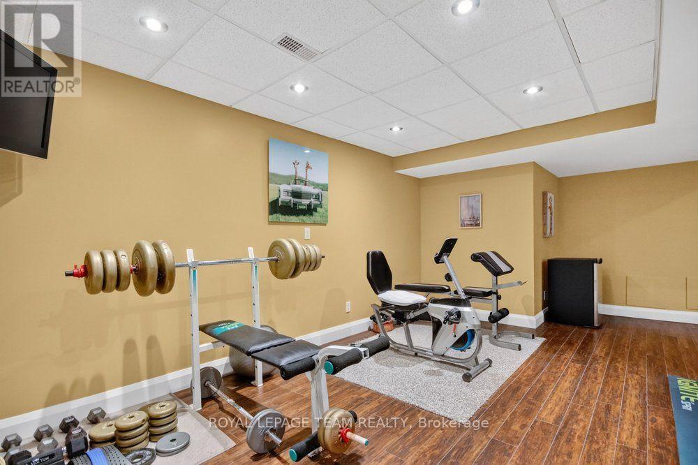 5668 Mahogany Lane, Ottawa, ON
