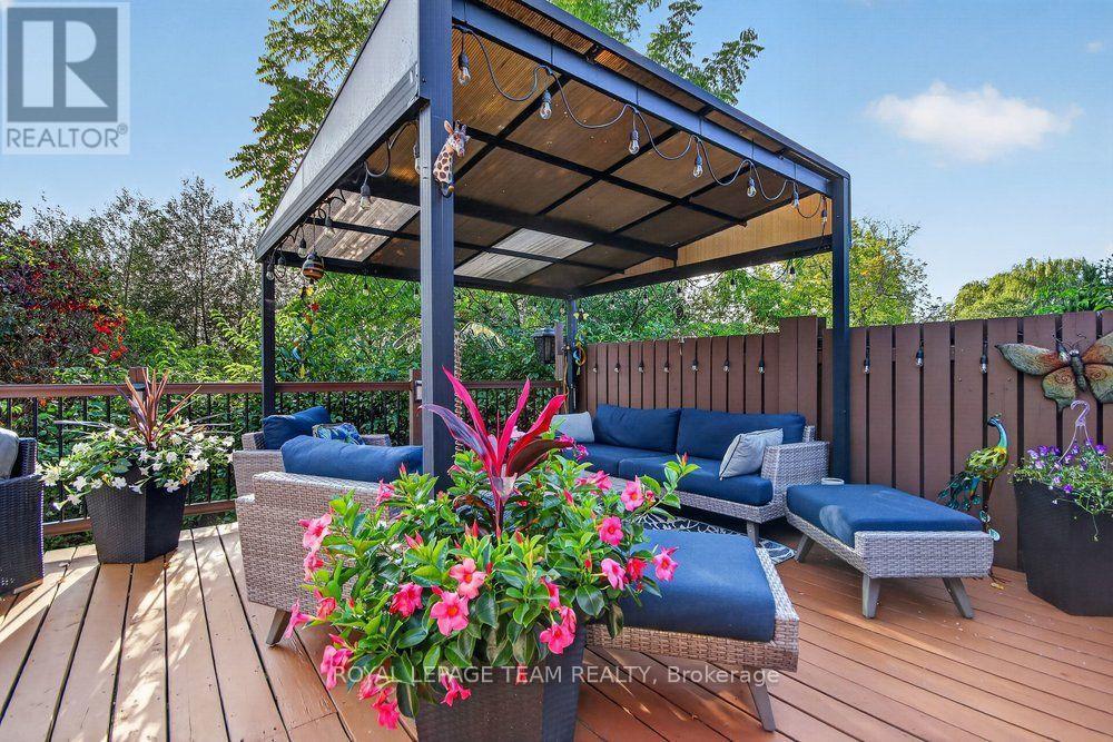 5668 Mahogany Lane, Ottawa, ON