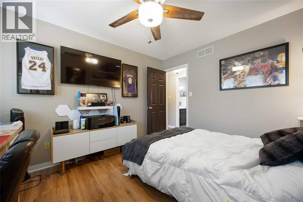 756 St Clair Parkway, St Clair, ON