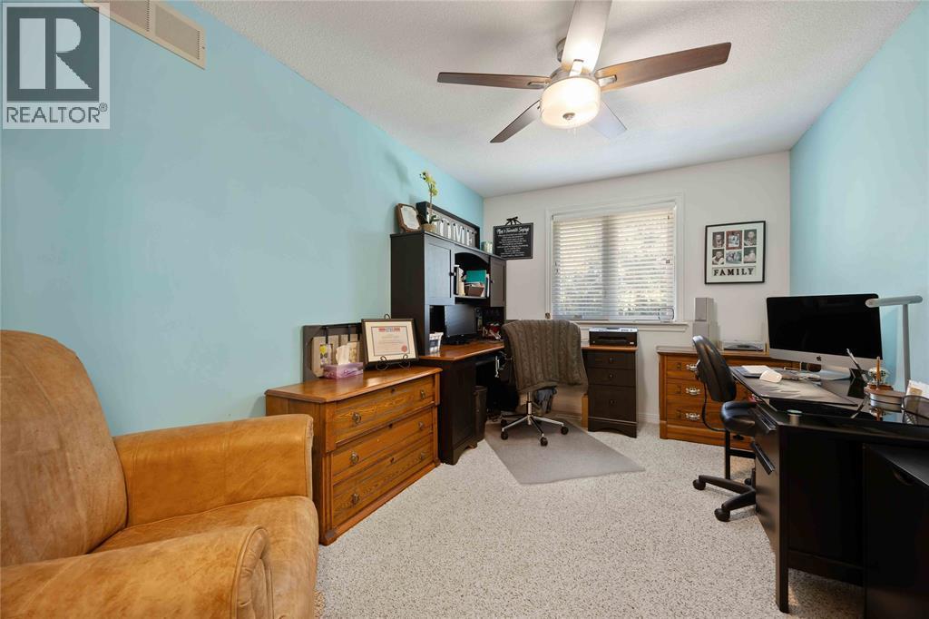 756 St Clair Parkway, St Clair, ON