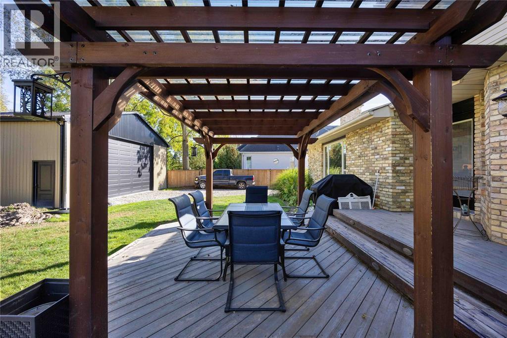 756 St Clair Parkway, St Clair, ON