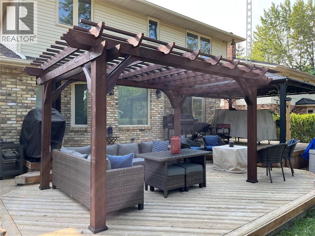 756 St Clair Parkway, St Clair, ON