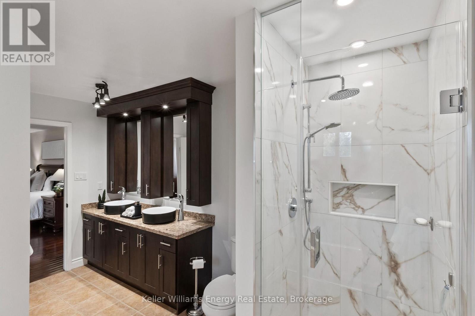 523 Palmtree Crescent, Oshawa (Eastdale), ON