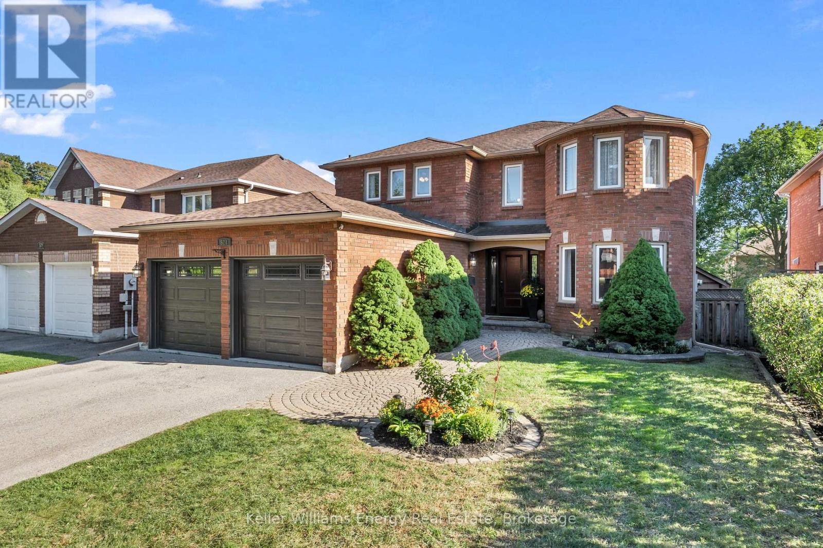 523 Palmtree Crescent, Oshawa (Eastdale), ON
