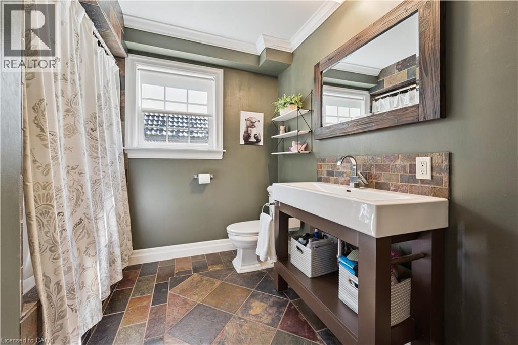 1039 Molesworth Street, Wellesley, ON