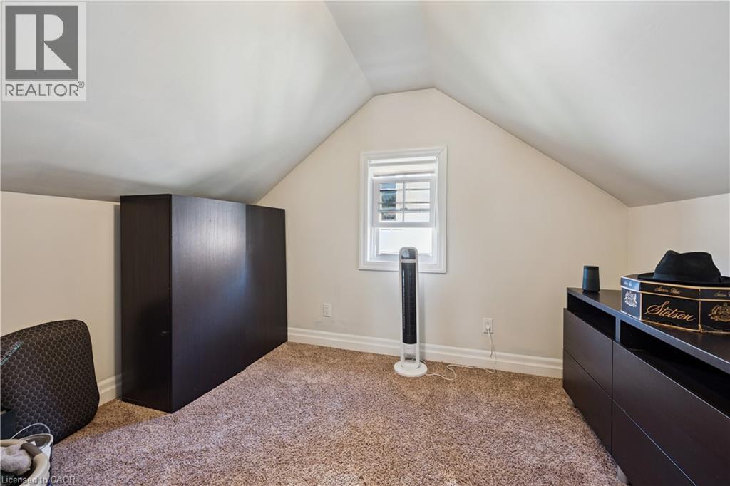 1039 Molesworth Street, Wellesley, ON