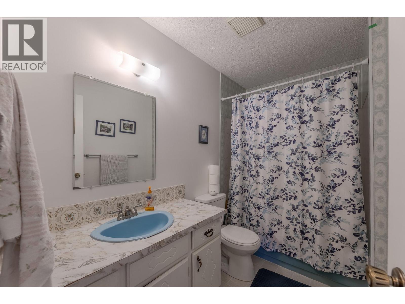 8820 Happy Valley Road, Summerland, BC