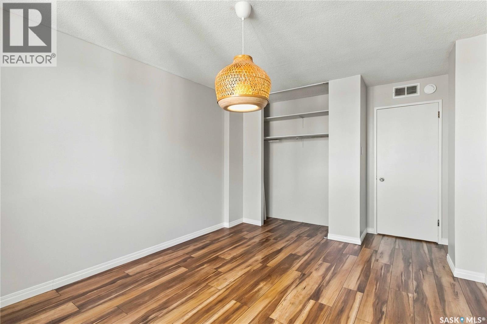 1907 320 5Th Avenue N, Saskatoon, SK