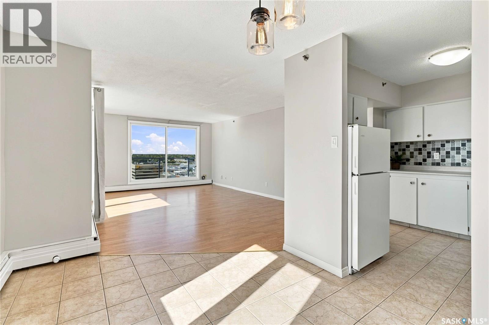 1907 320 5Th Avenue N, Saskatoon, SK