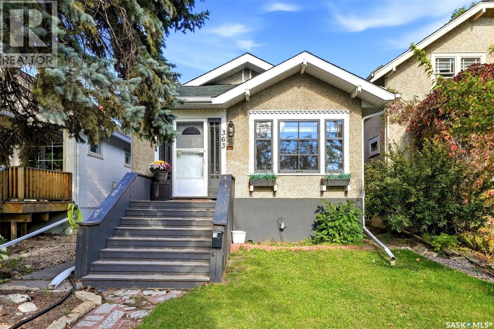 363 Leopold Crescent, Regina, SK