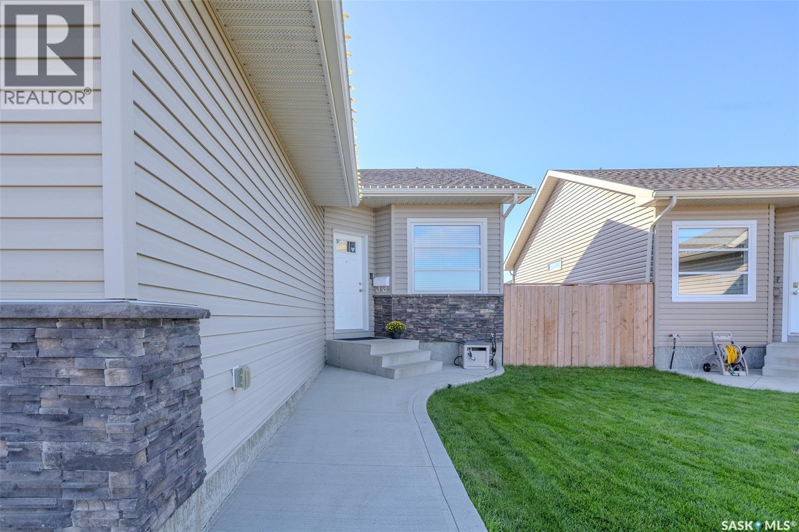 622 Rosewood Boulevard W, Saskatoon, SK