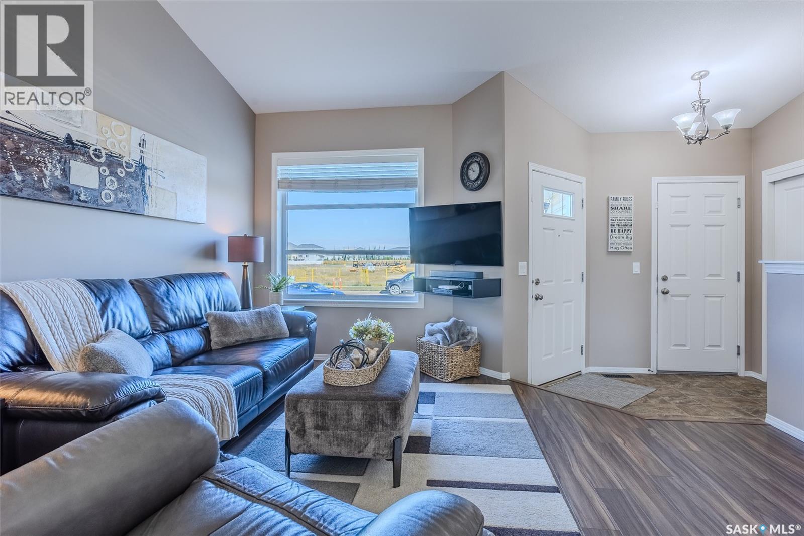 622 Rosewood Boulevard W, Saskatoon, SK