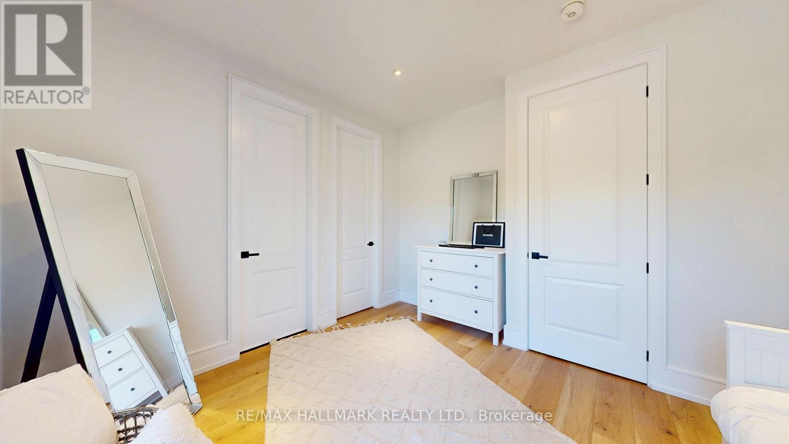 33 Kimberley Avenue, Toronto, ON