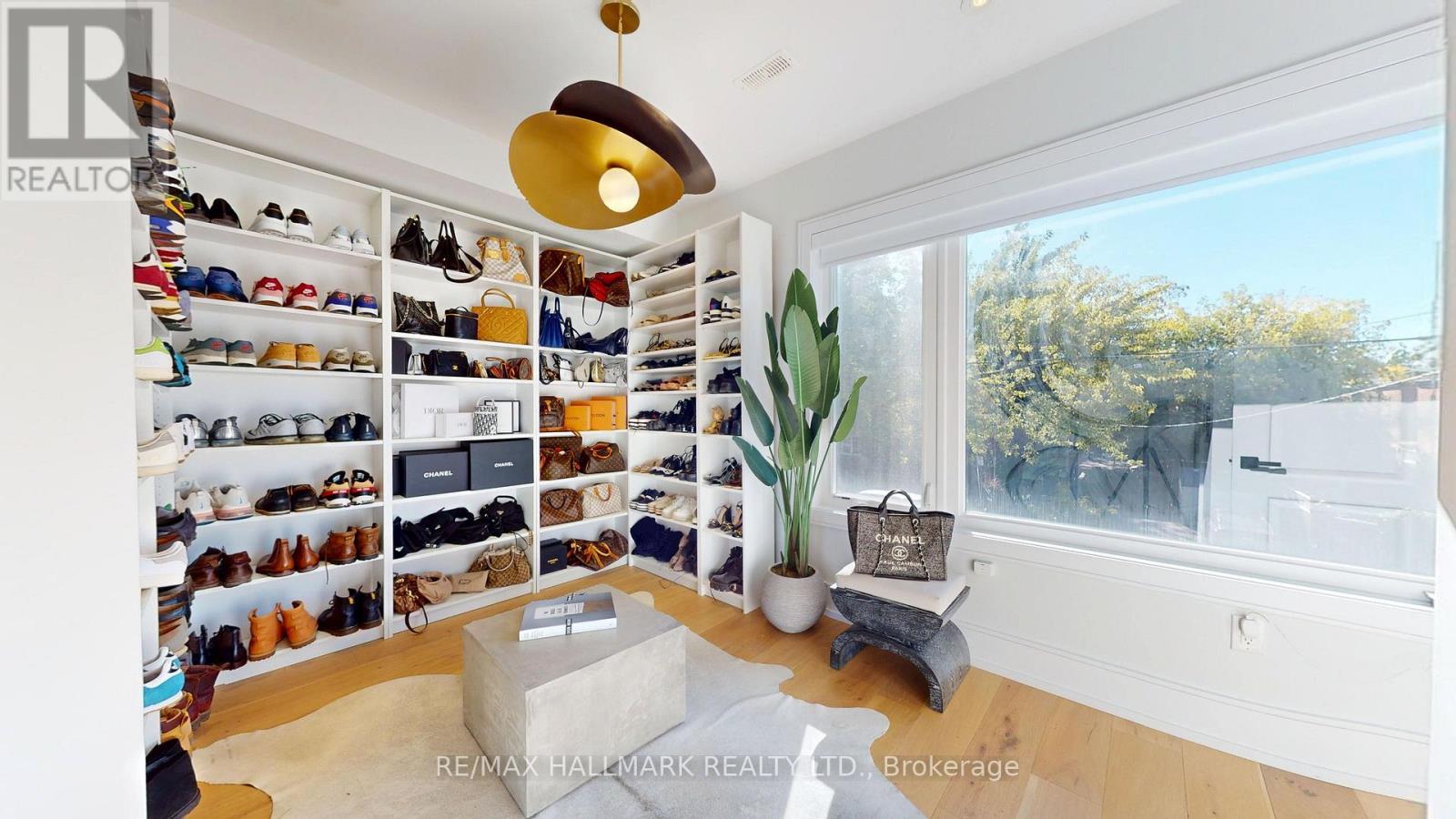 33 Kimberley Avenue, Toronto, ON