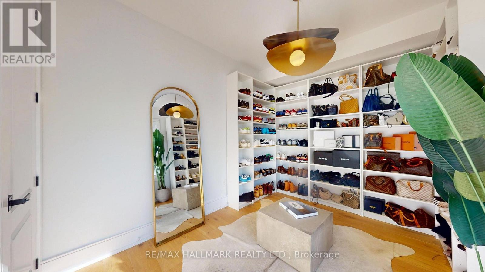 33 Kimberley Avenue, Toronto, ON