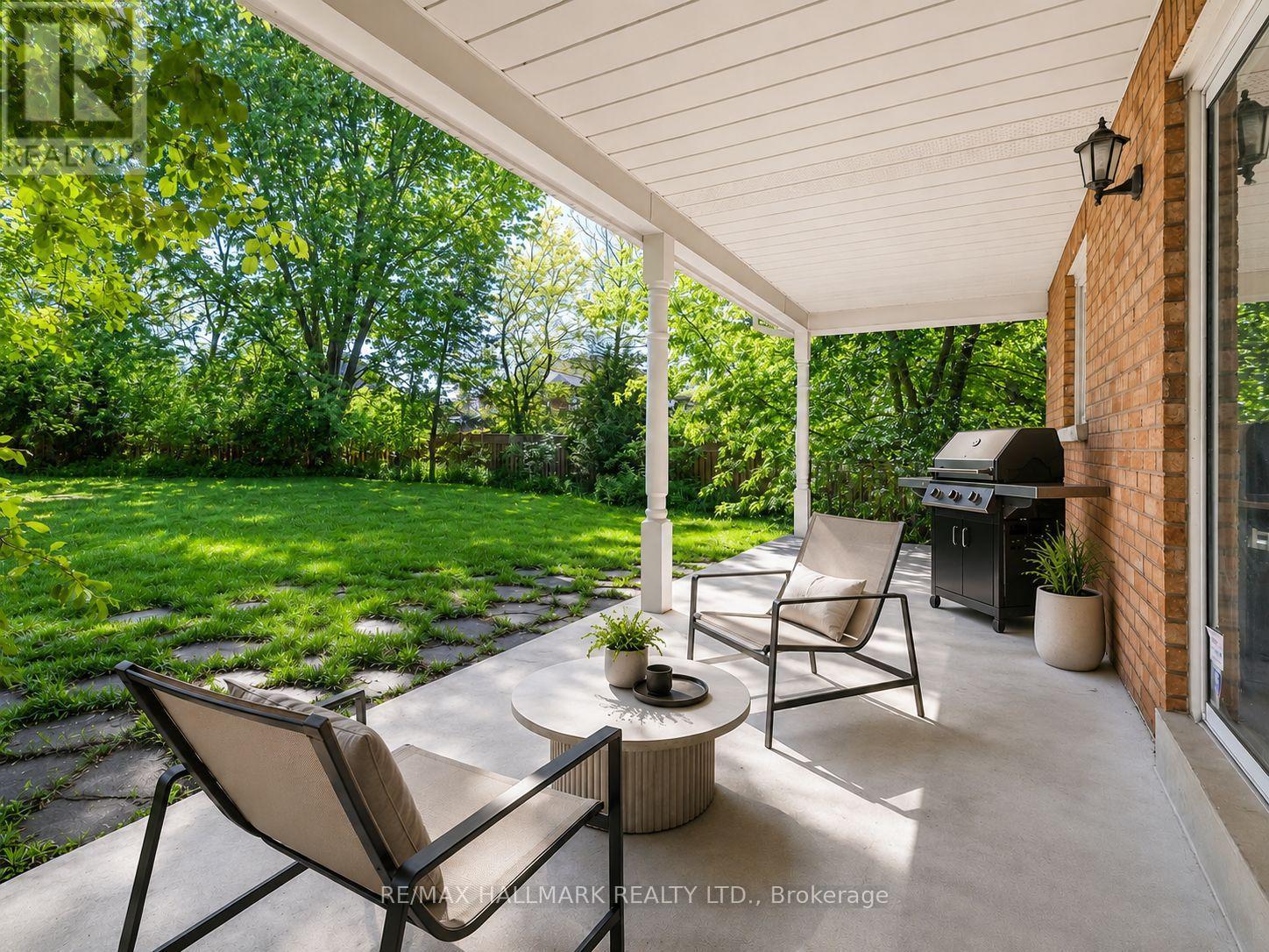 Back Porch - 69 King'S Cross Avenue, Richmond Hill, ON