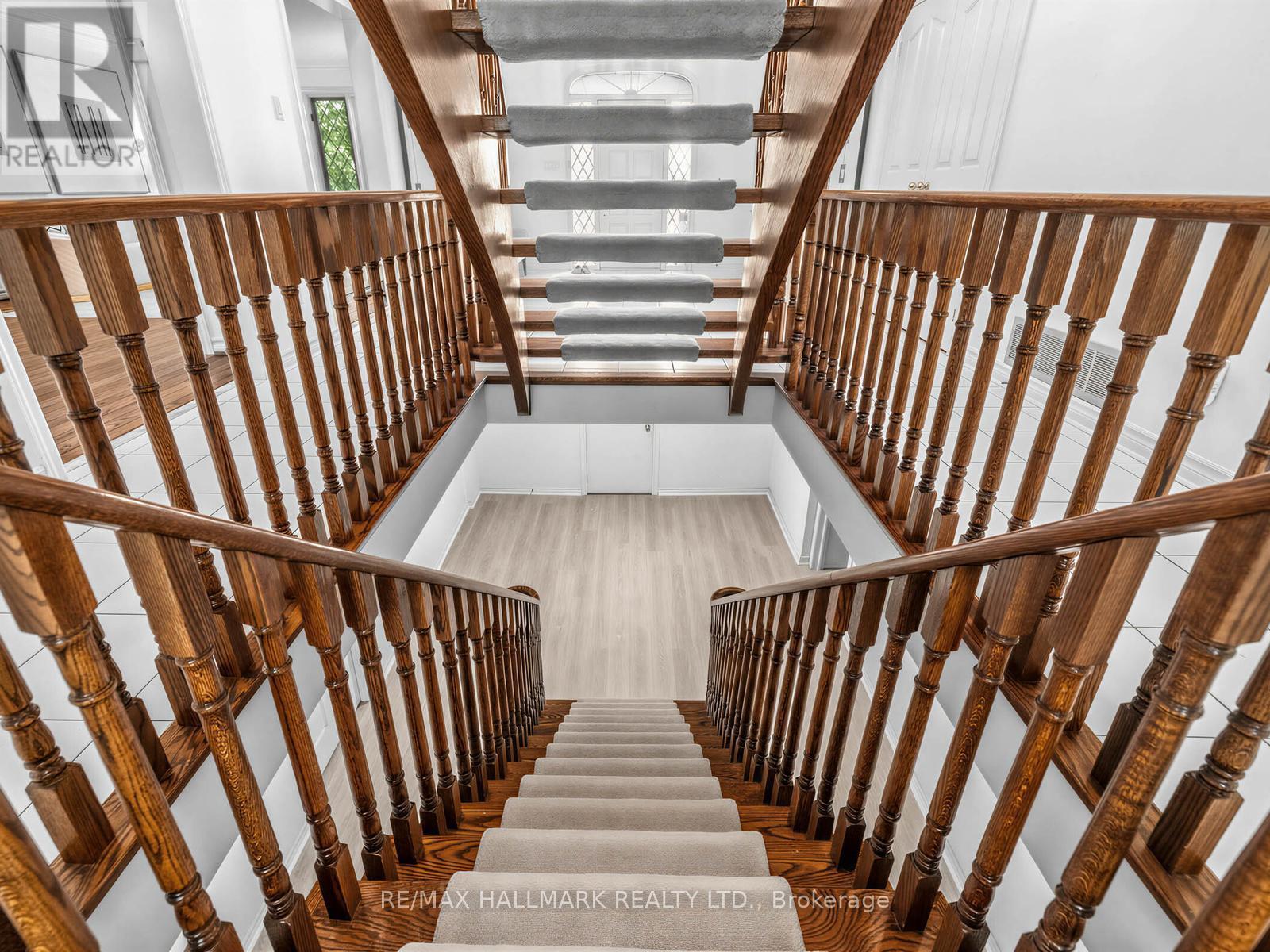 69 King'S Cross Avenue, Richmond Hill, ON