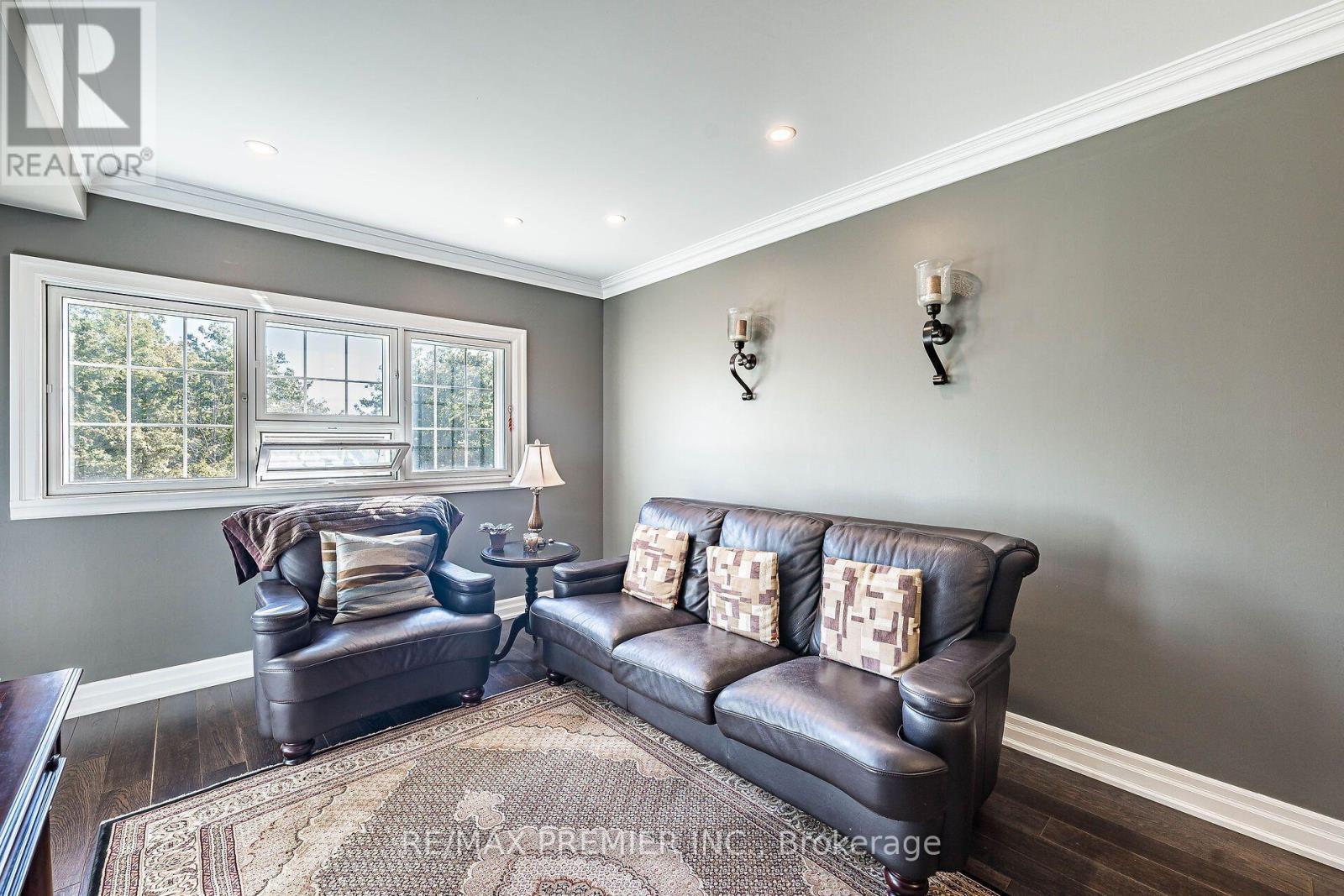 304 - 9451 Jane Street, Vaughan, ON