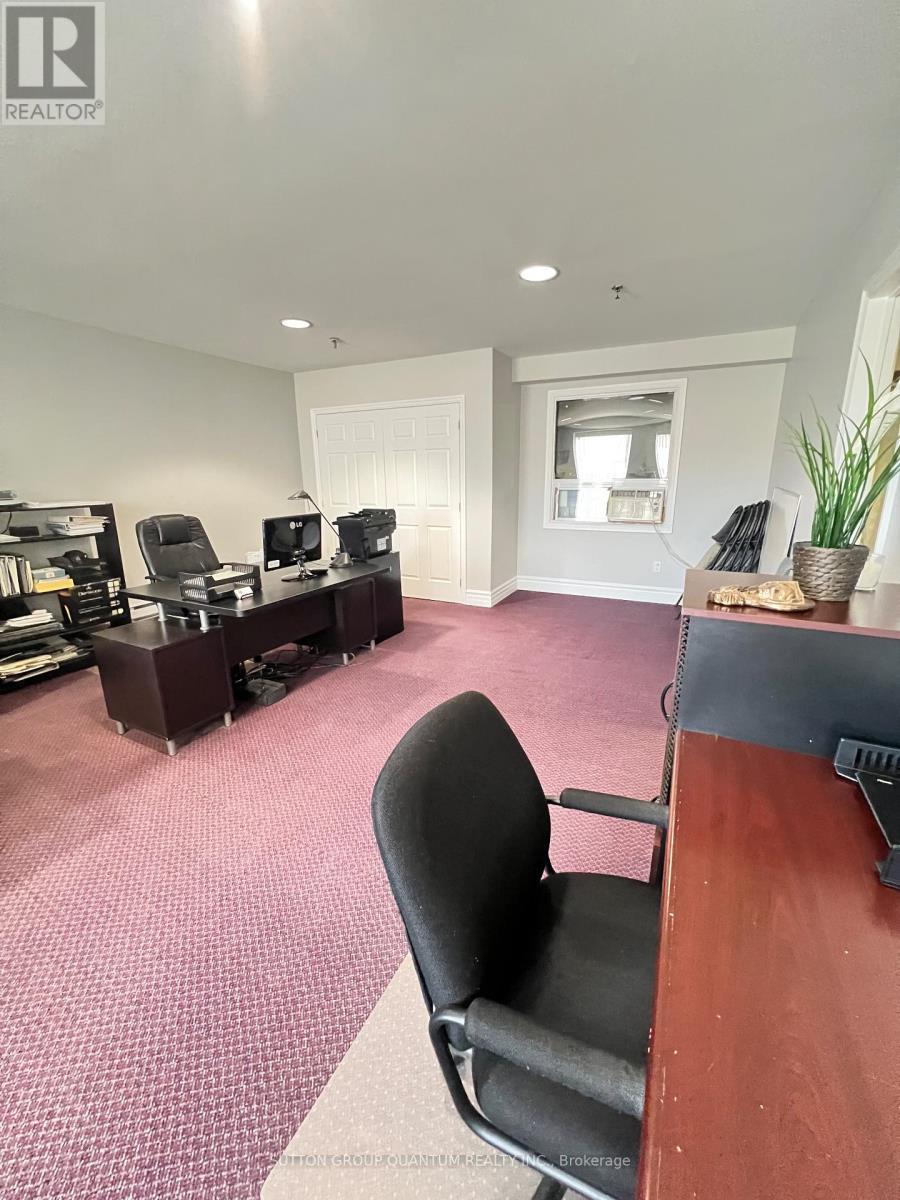 9 & 10 - 6731 Columbus Road, Mississauga, ON