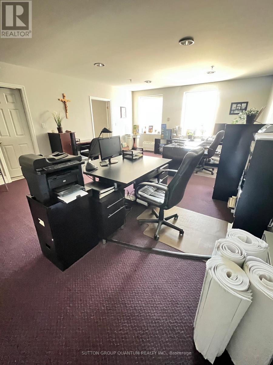 9 & 10 - 6731 Columbus Road, Mississauga, ON