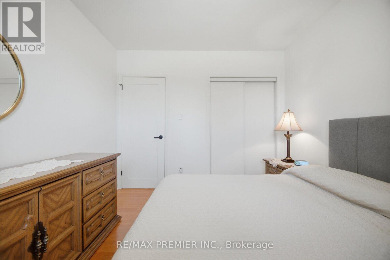 33 Belleglade Court, Toronto, ON