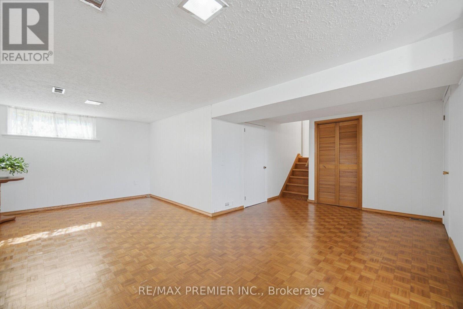 33 Belleglade Court, Toronto, ON