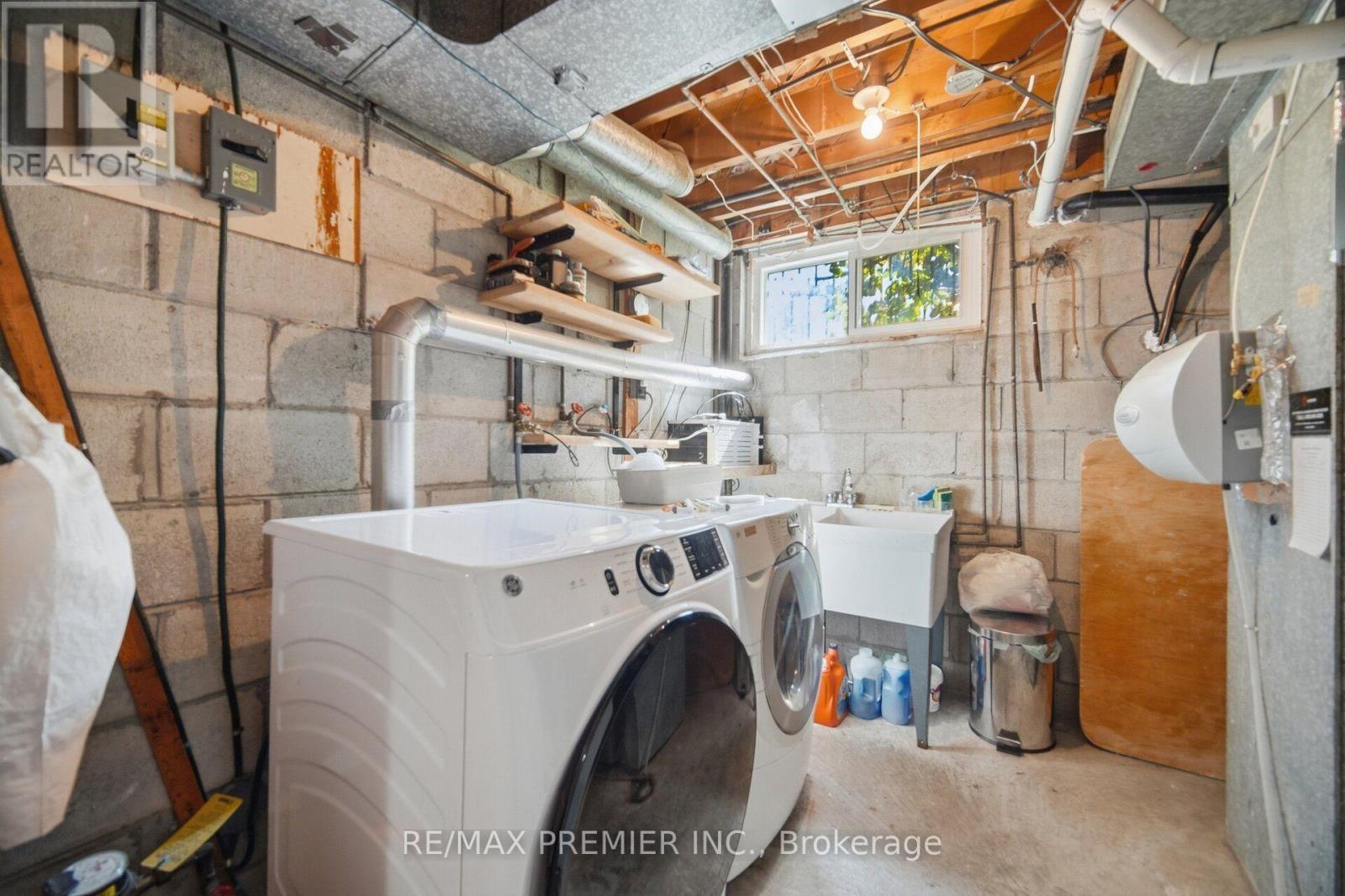 33 Belleglade Court, Toronto, ON