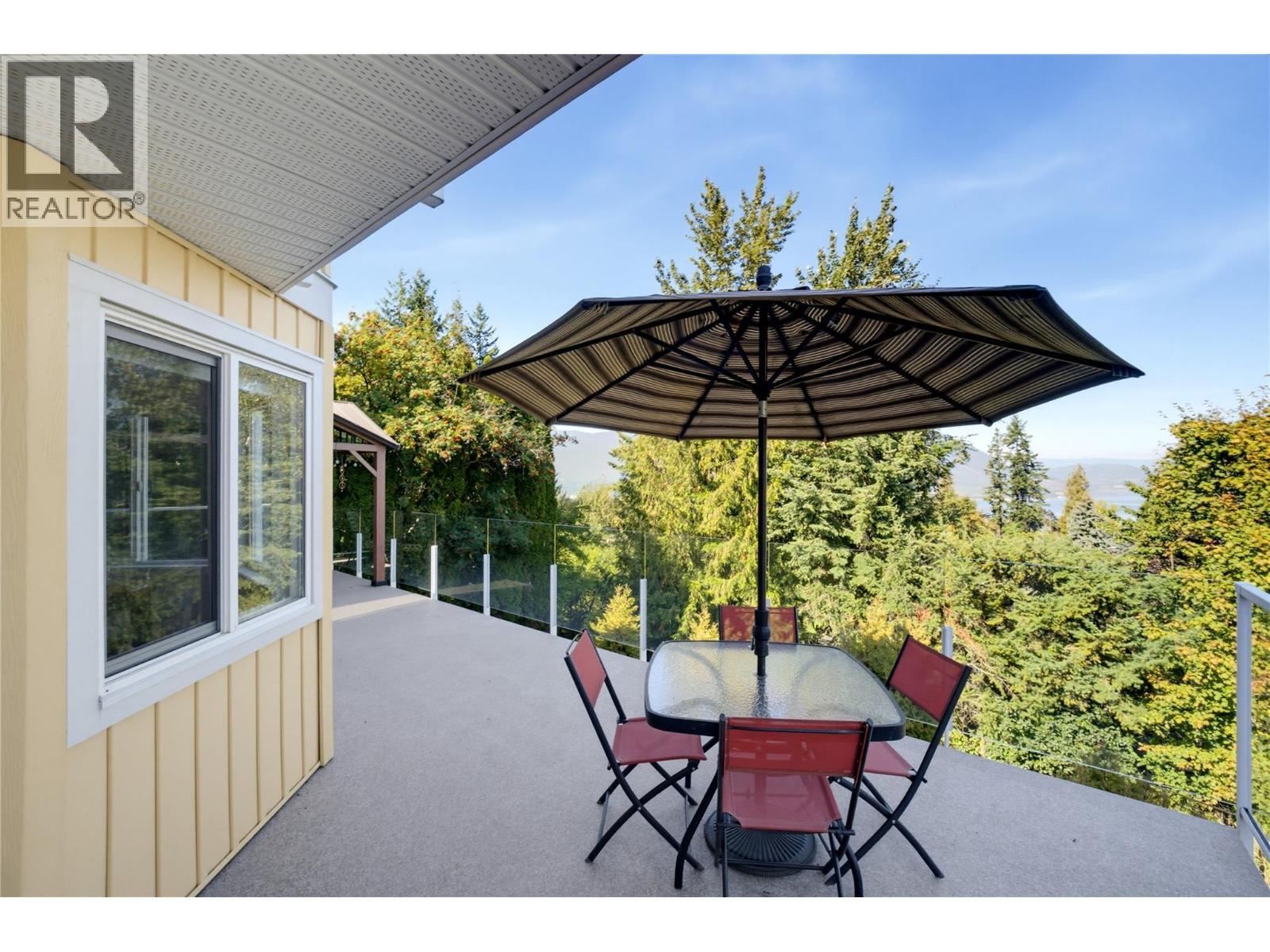 1681 18 Avenue Se, Salmon Arm, BC