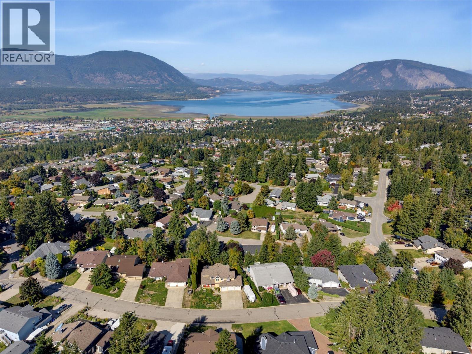 1681 18 Avenue Se, Salmon Arm, BC