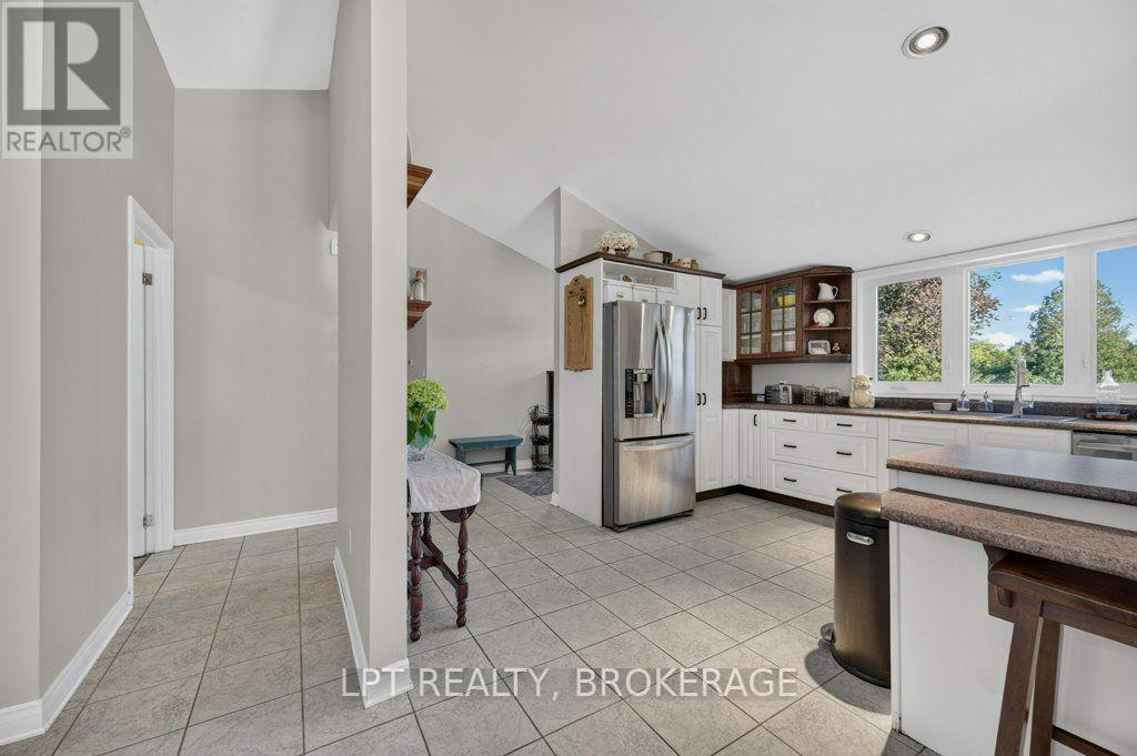 2994 Campbell Road, Frontenac (Frontenac South), ON
