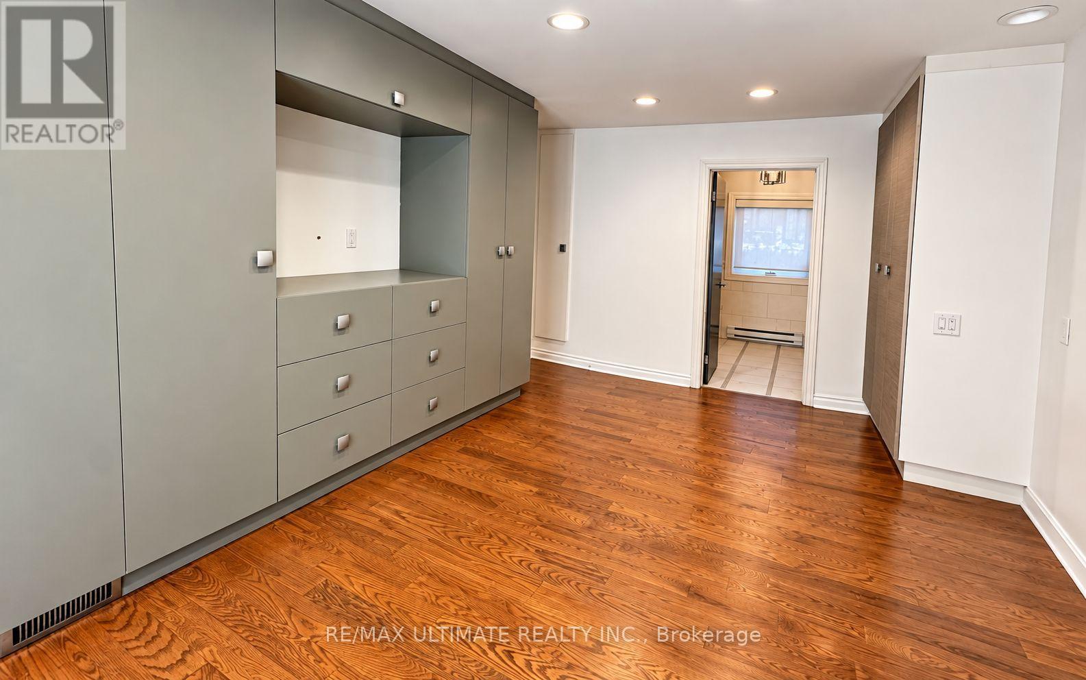 10 Noel Avenue, Toronto, ON
