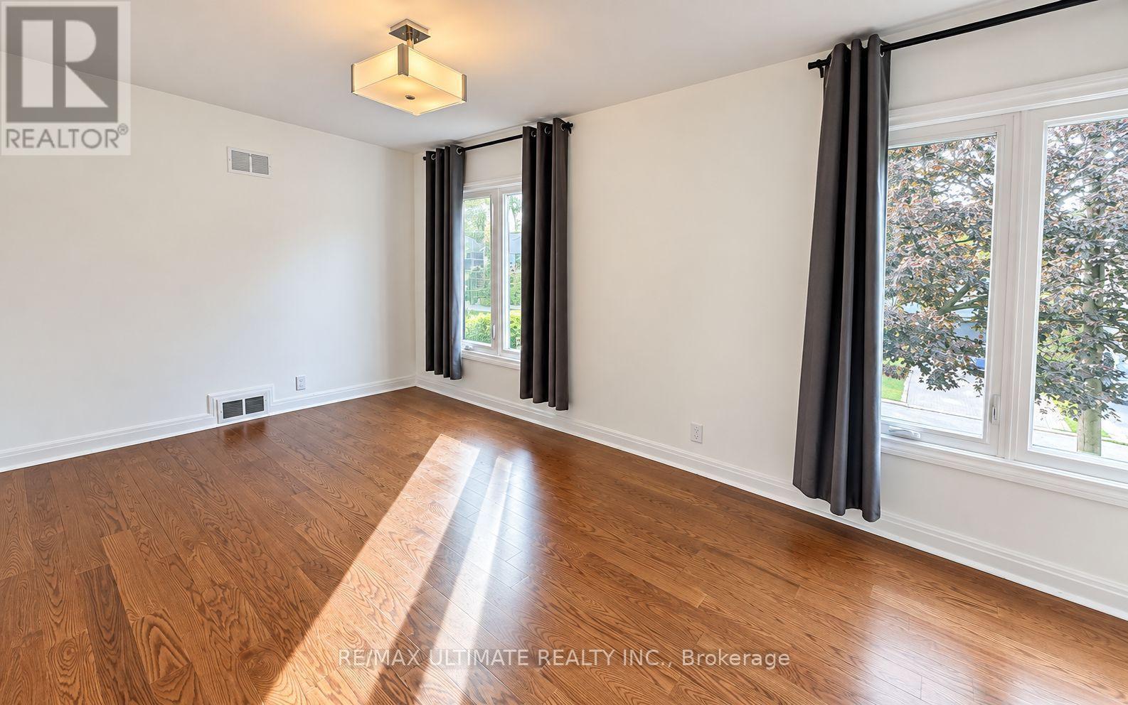 10 Noel Avenue, Toronto, ON